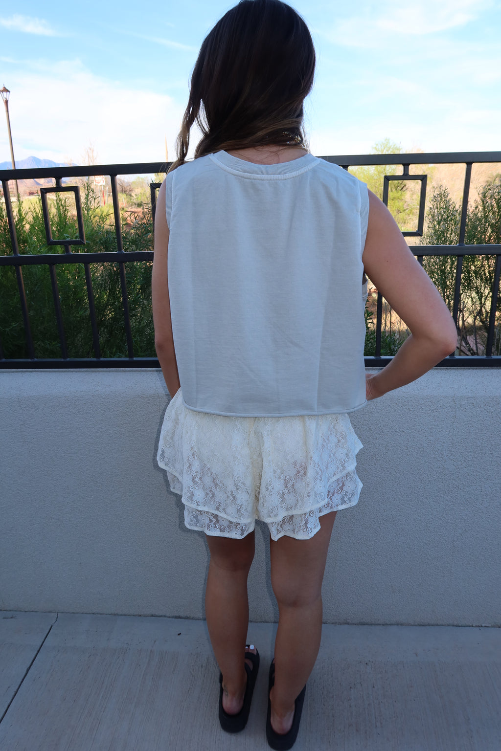 Pearl lace shorts
