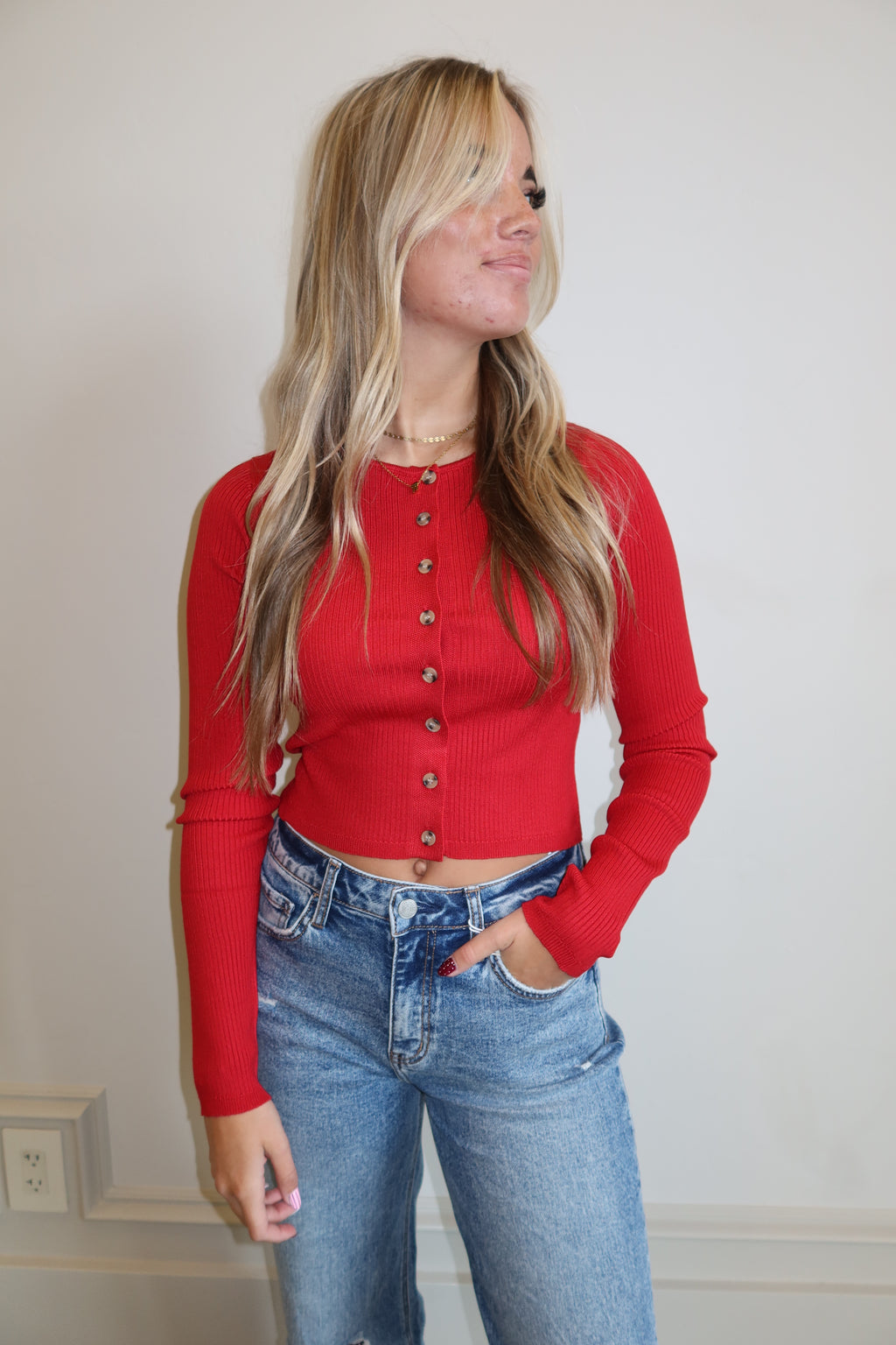 The Tiny Button Crop