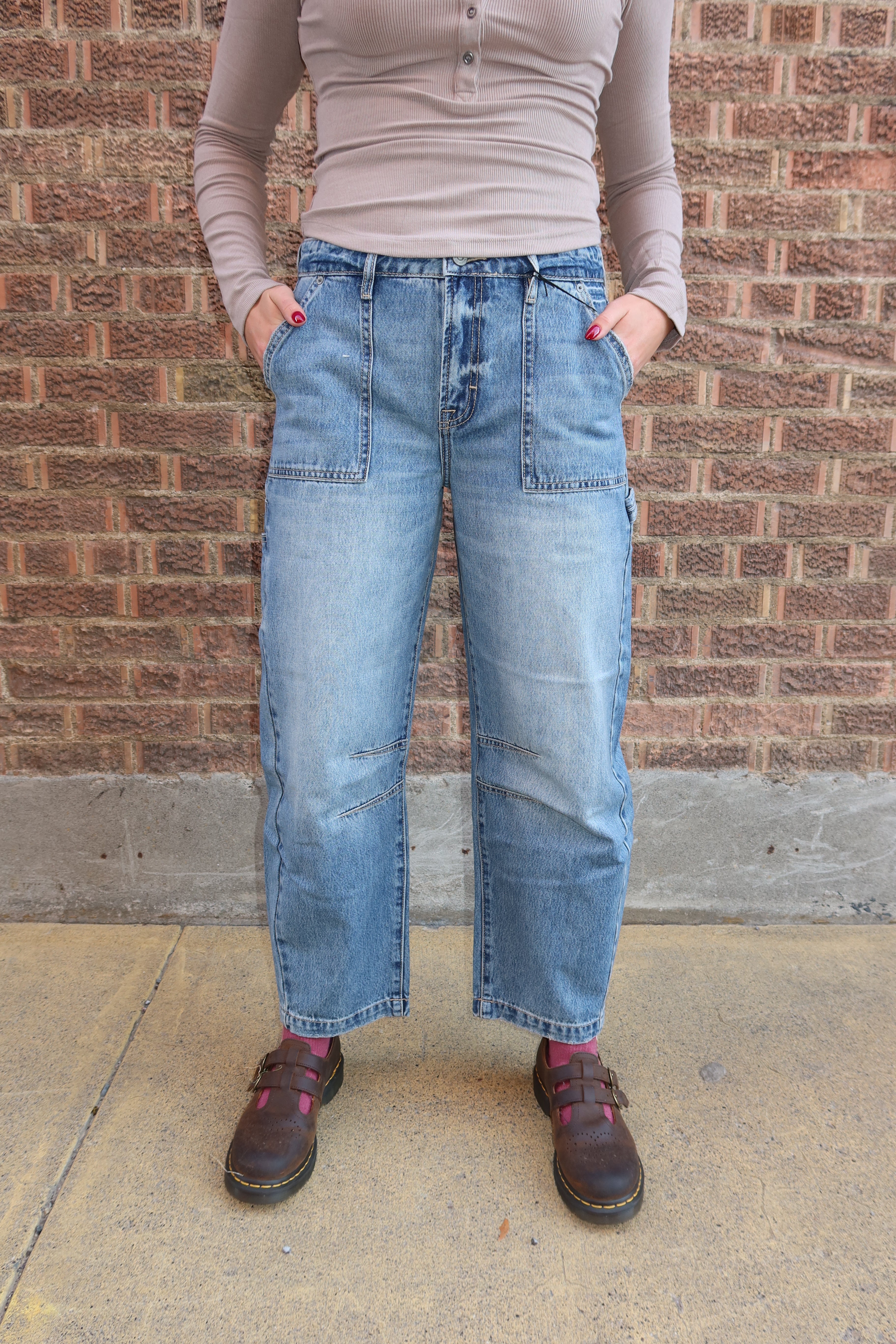 Luna Frame Barrel Jean