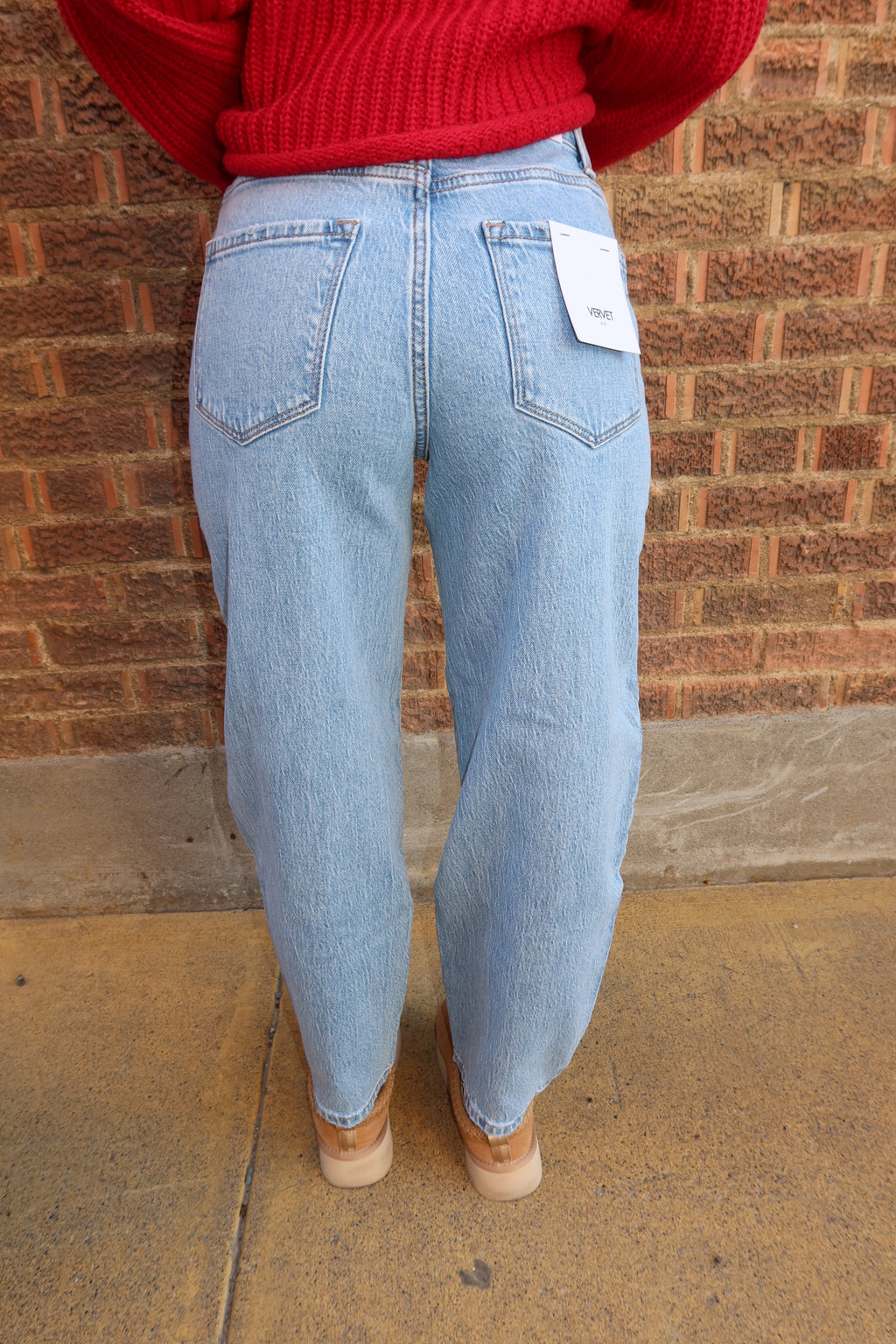 City Frame Barrel Jeans