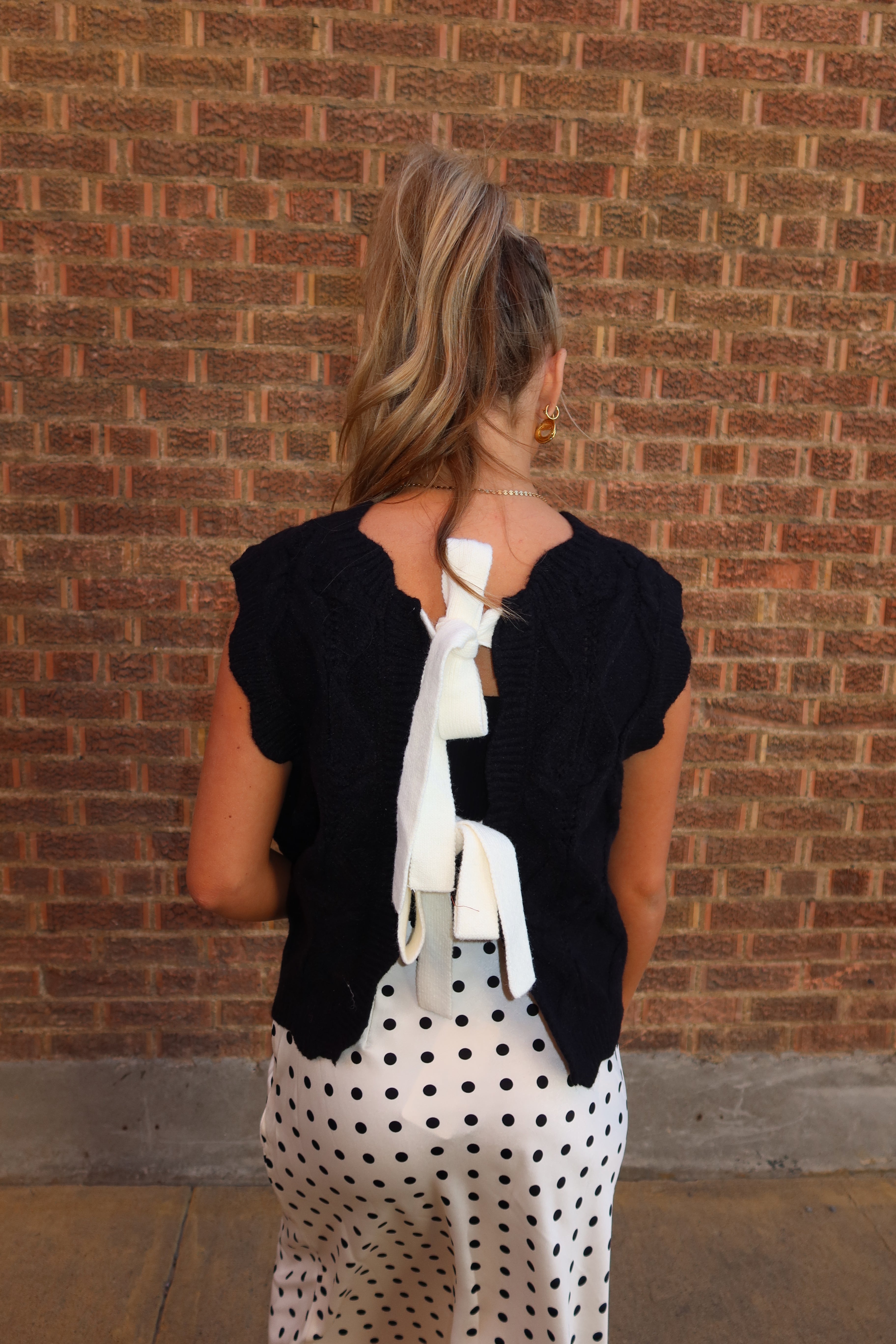 Reversible Knit Vest With Bow Tie