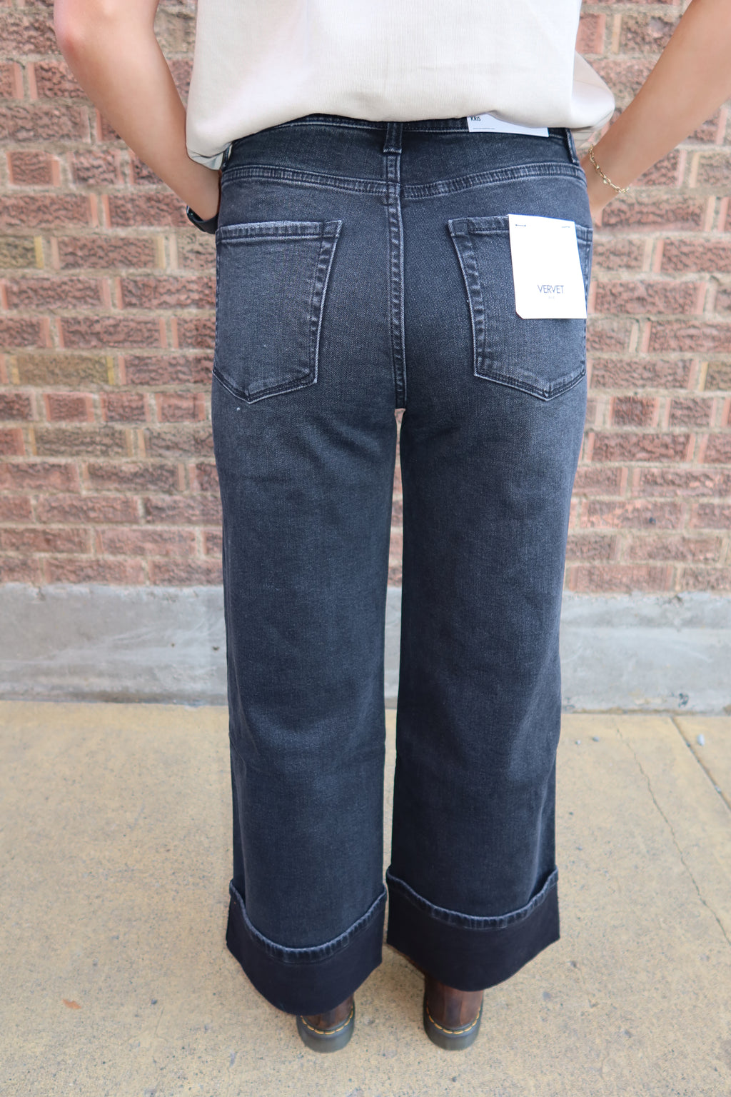 Eclipse Frame Wide Jean