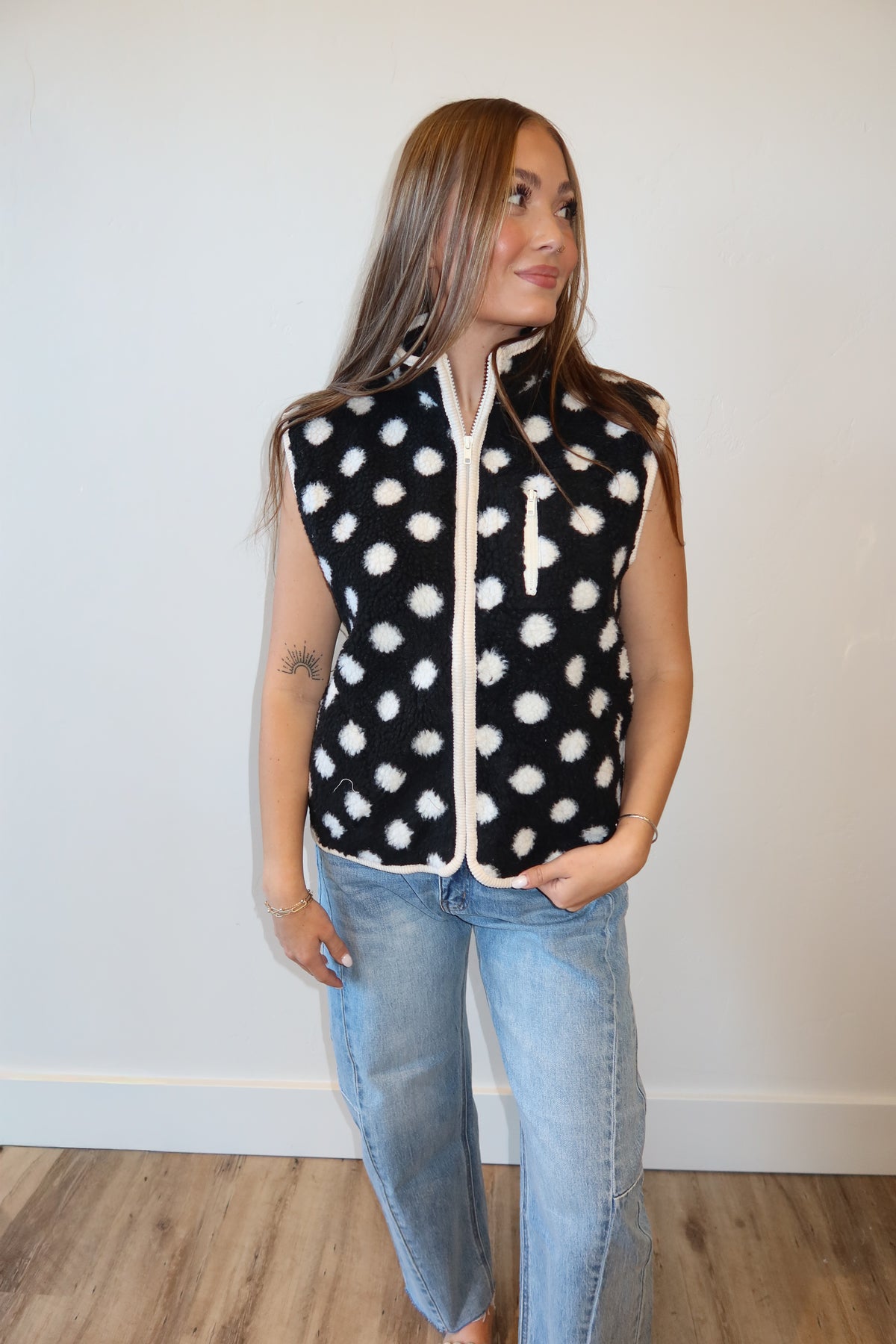 Domino Vest