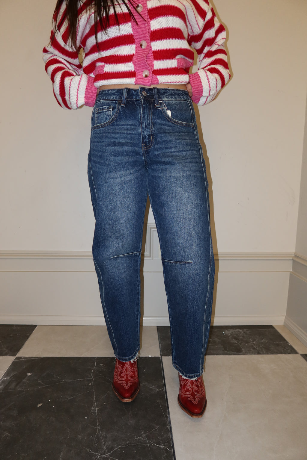 City frame barrel jeans