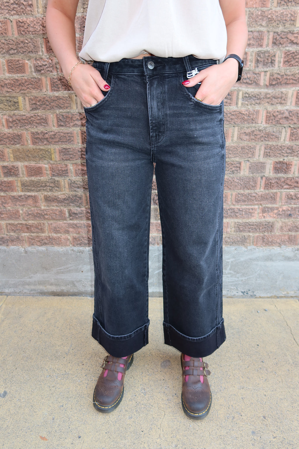 Eclipse Frame Wide Jean