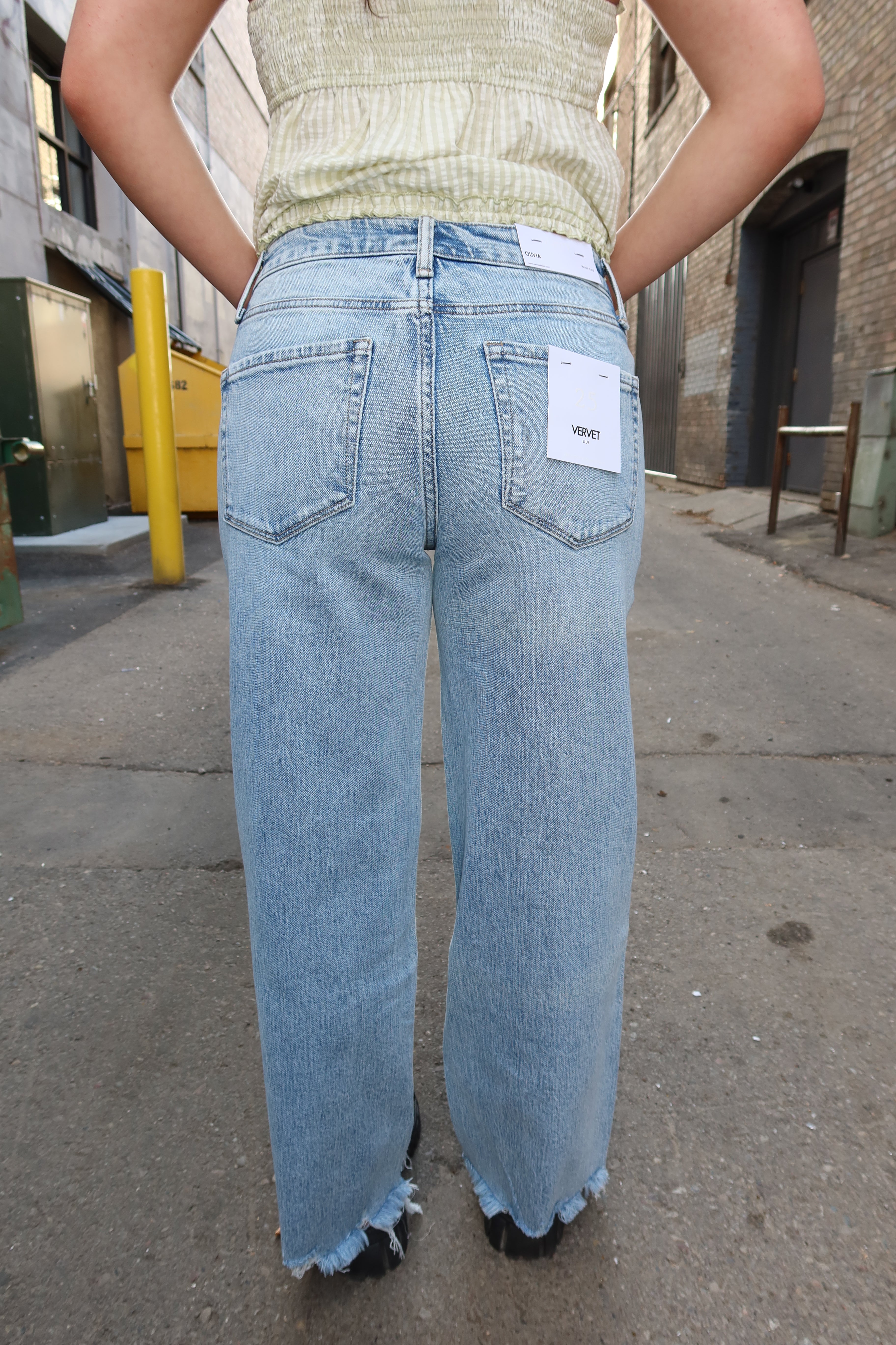 Classic Comfort Straight Jeans